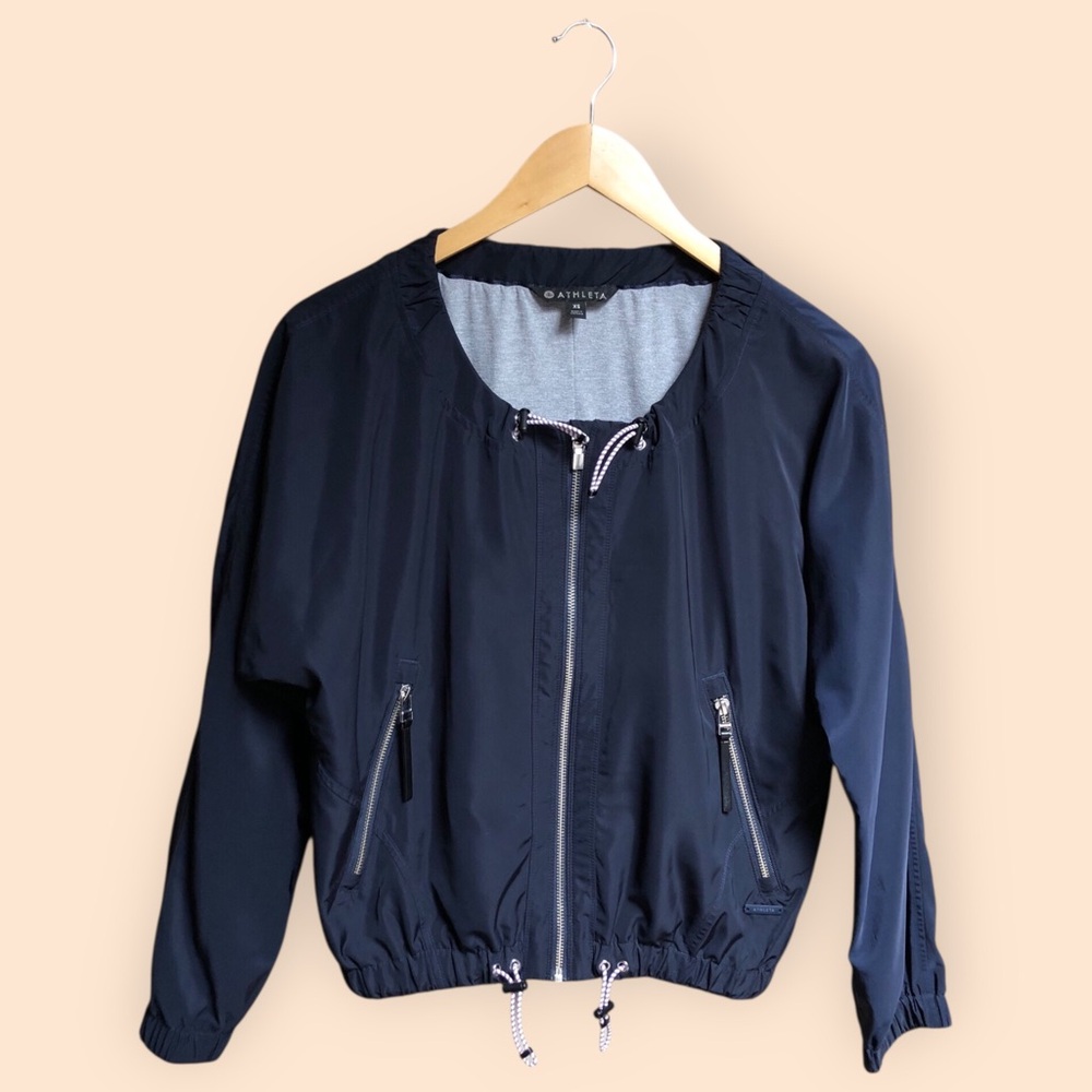 Athleta Chill Bomber Jacket Navy Blue Full Zip Lightweight Athleisure Women’s XS
